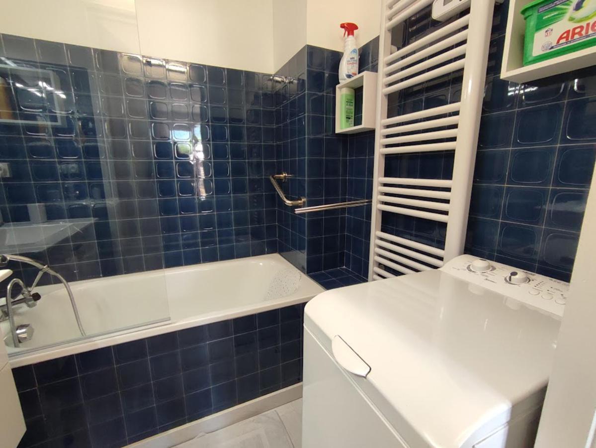 Chez Dominique, T2, Centre Ville, Vue Montagne, Wifi, 4 Personnes Bagneres-de-Luchon Ngoại thất bức ảnh