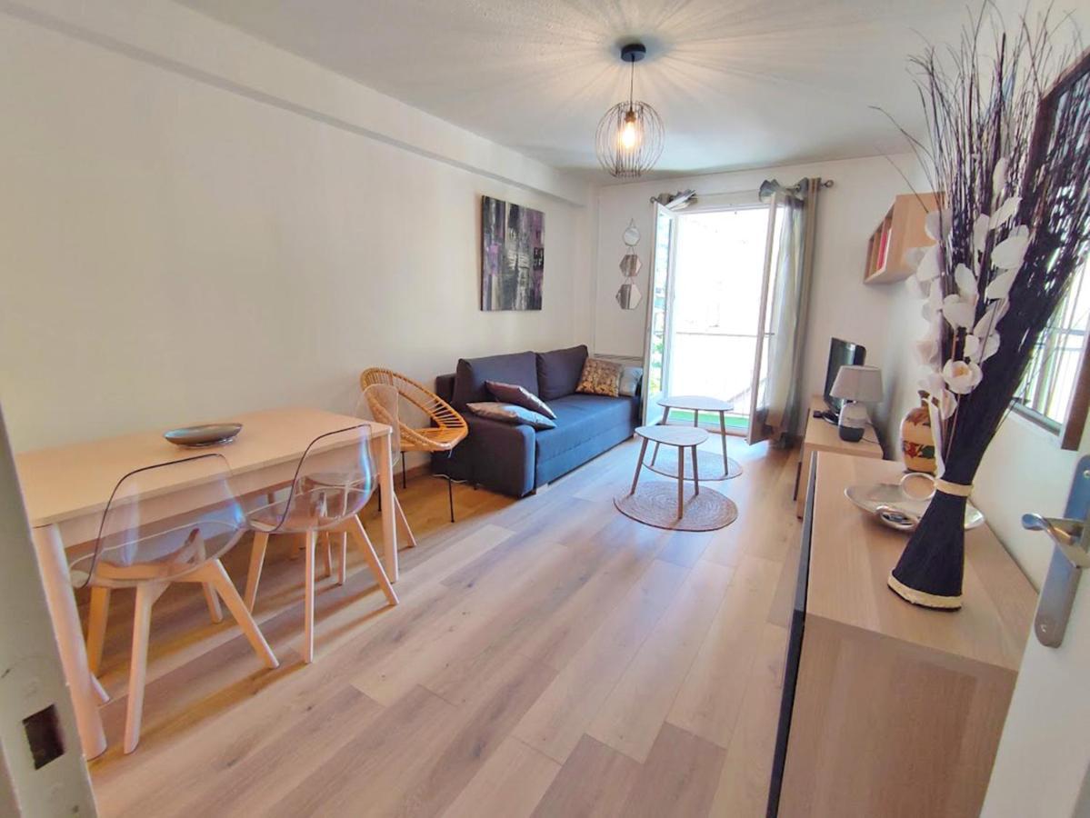Chez Dominique, T2, Centre Ville, Vue Montagne, Wifi, 4 Personnes Bagneres-de-Luchon Ngoại thất bức ảnh
